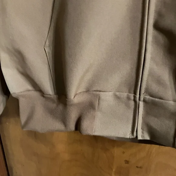 NWT heavyweight duck thermal hooded jacket model number 3006–2002